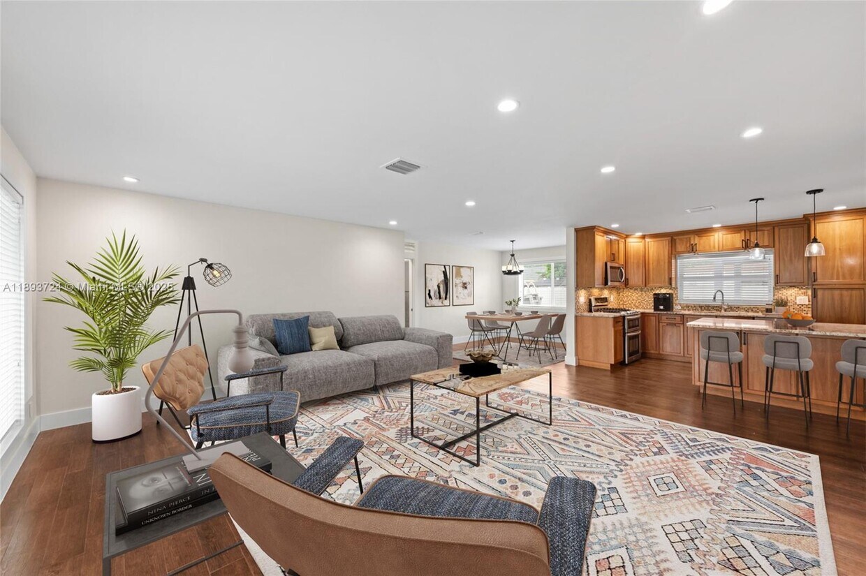 Foto principal - 8440 SW 201st St