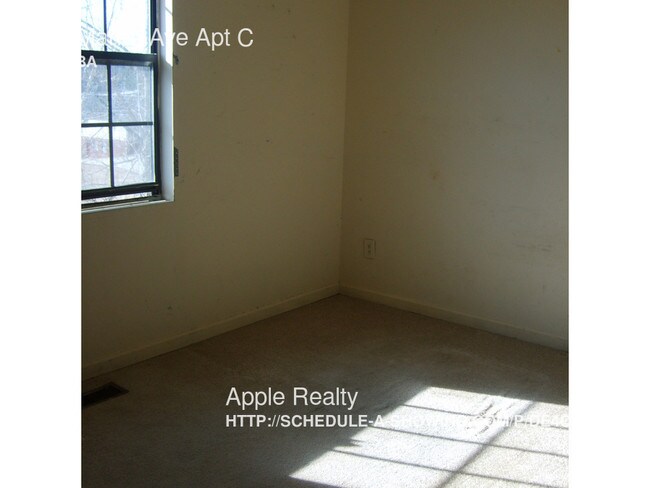 Building Photo - 1318 Marne Ave