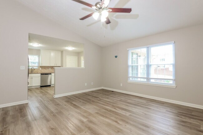 Foto del edificio - 7352 Southern Lakes Dr