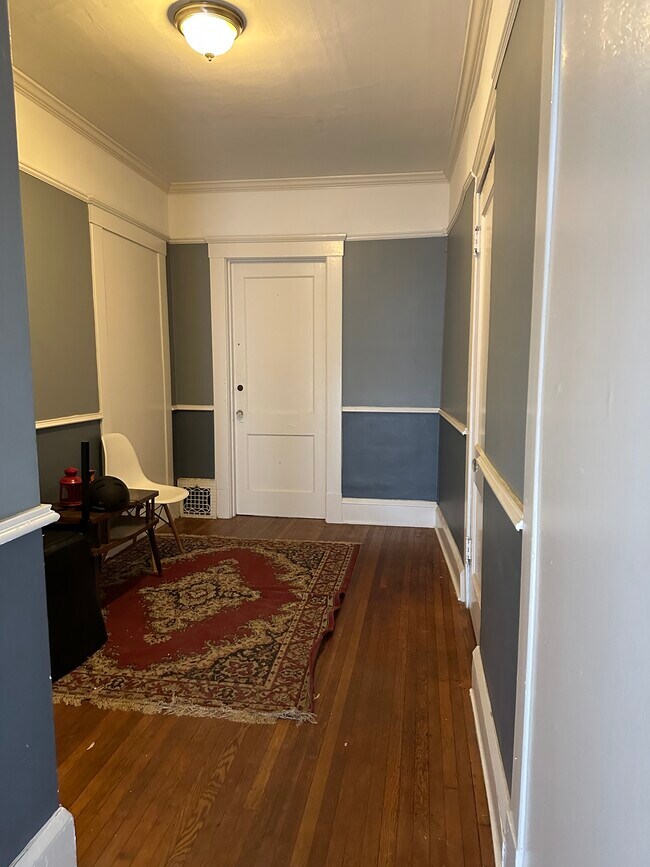 Foto del edificio - 904 Myrtle St NE