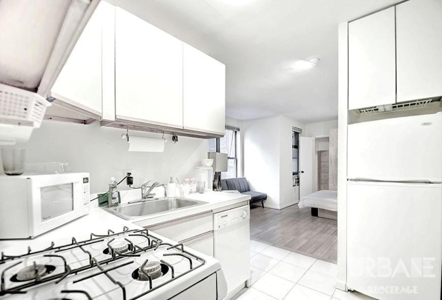 Foto del edificio - 0 bedroom in NEW YORK NY 10012