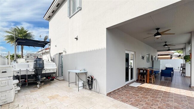 Foto del edificio - 18361 SW 154th Ave