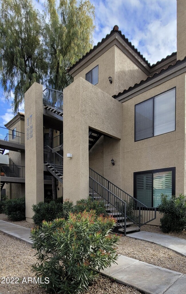 Foto del edificio - 4925 E Desert Cove Ave