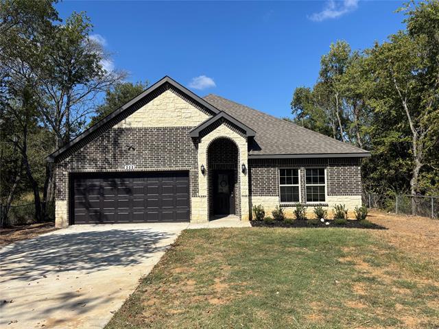 Foto principal - 303 E Malloy Bridge Rd