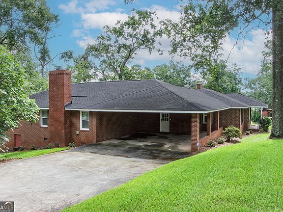 Building Photo - 2415 Apricot Ln