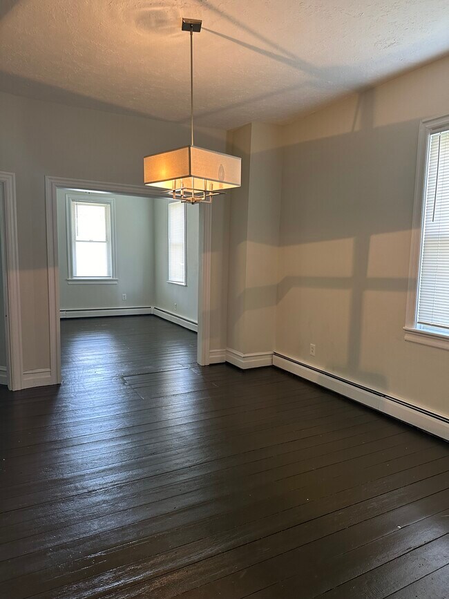 Dining Room - 1331 Main St