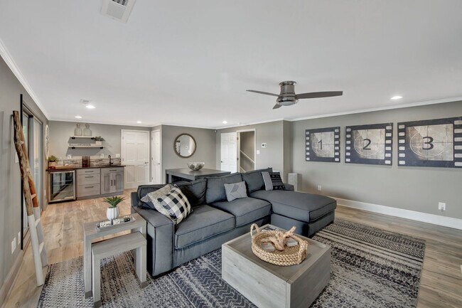 Foto del edificio - 524 Canvasback Rd