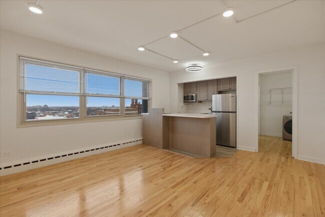 Foto del edificio - 5630 N Sheridan Rd