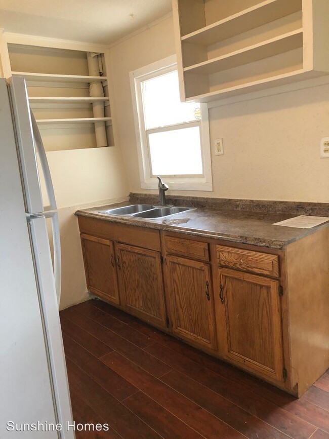 Foto del edificio - 6702 N Market St