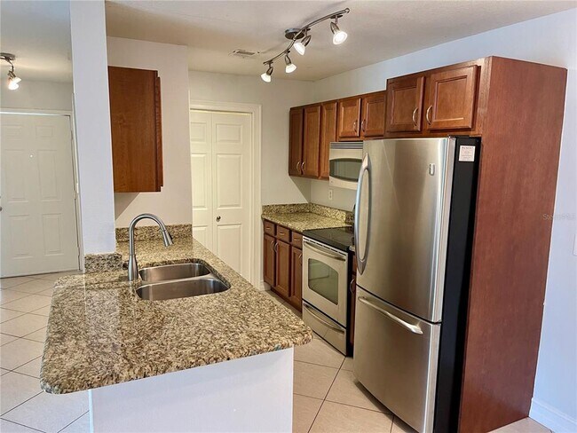 Foto del edificio - 713 Secret Harbor Ln