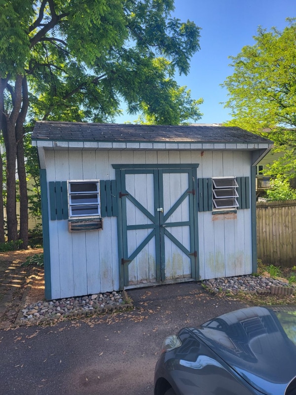 Building Photo - 25 Red Barberry Dr