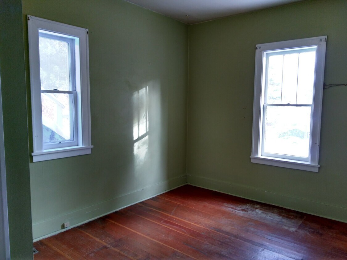 Primary Photo - 511 Harrison Ave