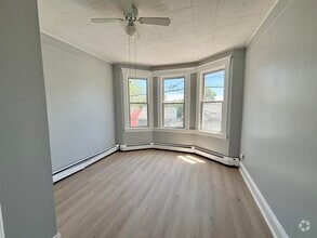 Building Photo - 357A Ave E