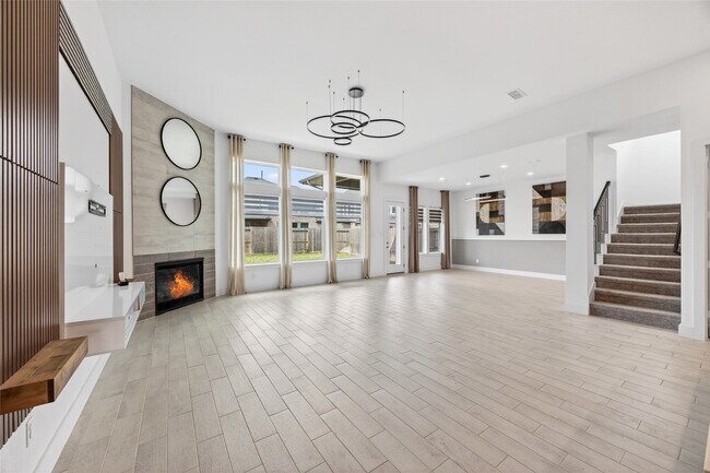 Building Photo - 32018 Crested Knl Ct