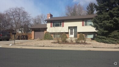 Building Photo - 715 Morgan Dr
