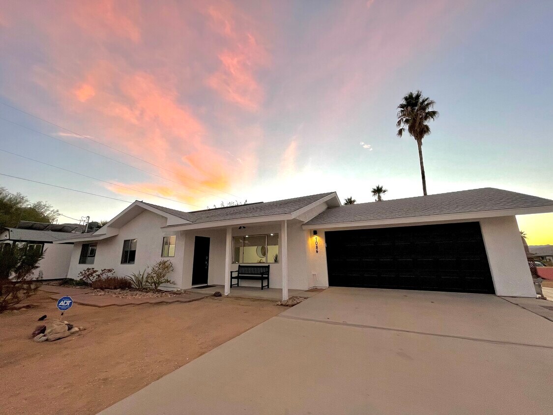 7084 Hillview Rd, Joshua Tree, CA 92252 House Rental in Joshua Tree