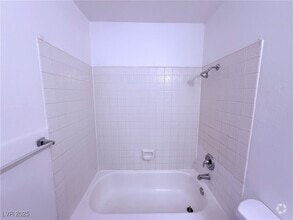 Building Photo - 204 N Bruce St