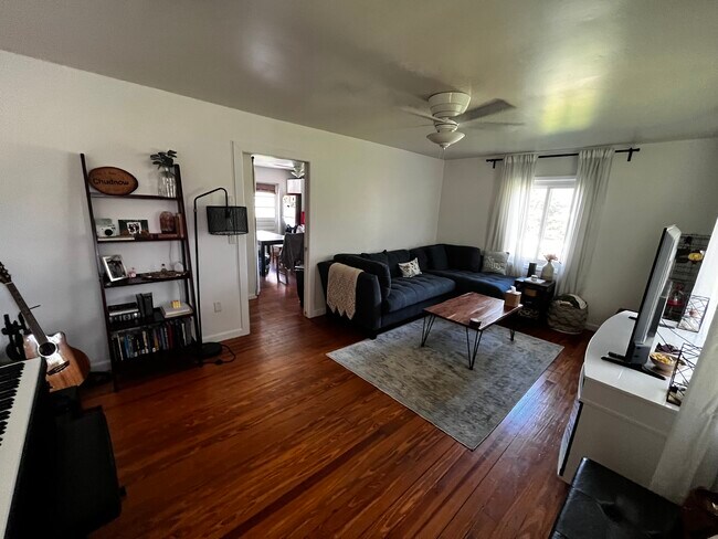 Building Photo - 37727 Poinsettia Ave