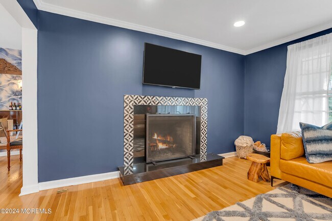 Building Photo - 201 Buttermere Ave