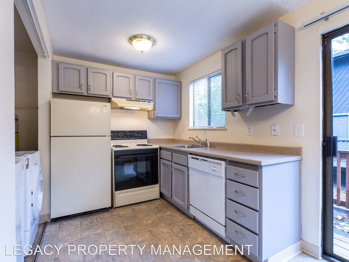 Foto principal - 4911 SW Beaverton Hillsdale Hwy