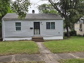 Building Photo - 4409 Virginia St