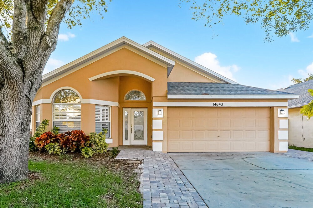 Foto principal - 14643 Lady Victoria Blvd