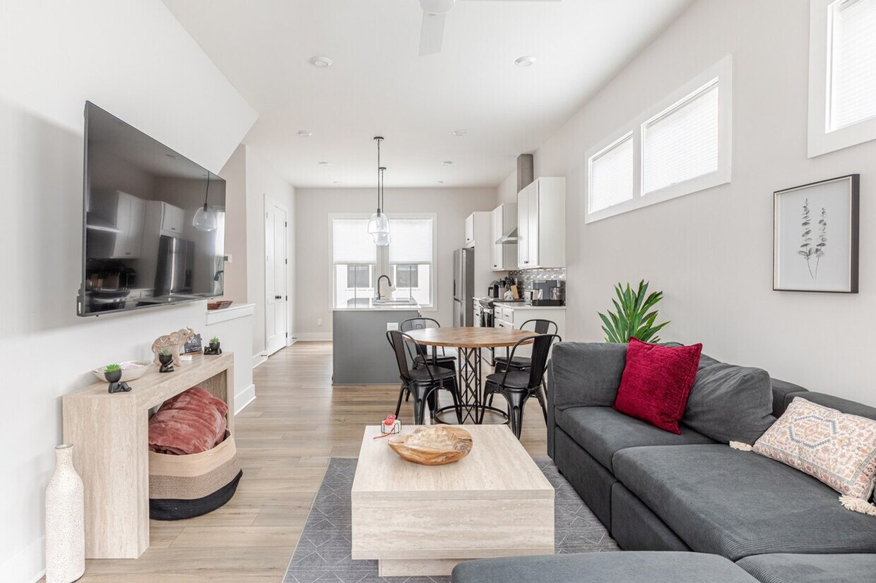 Foto principal - 1300 Gault St SE