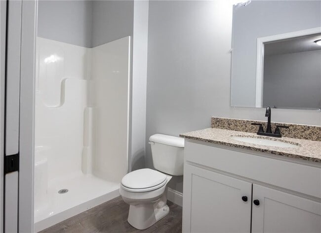 Building Photo - 6899 Post Rd