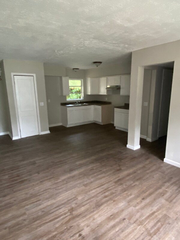 Building Photo - 7567 Strato Rd