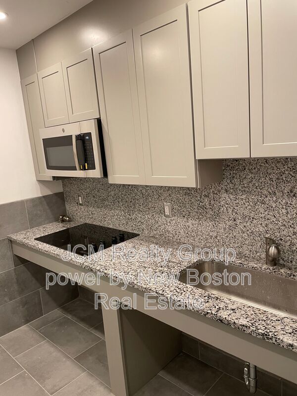 Foto del edificio - 69 N Common St