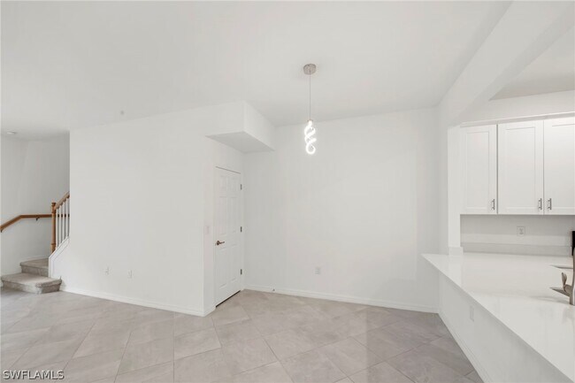Foto del edificio - 2827 Blossom Wy