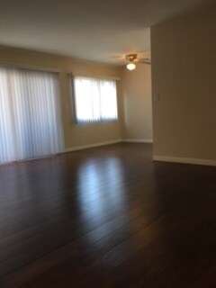 Building Photo - 10311 Riverside Dr