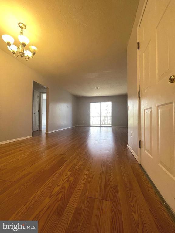 Foto del edificio - 22027 Oxford Ct