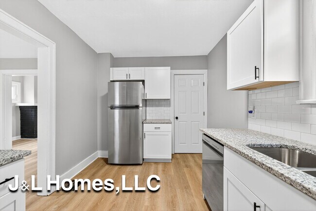 Foto del edificio - 888 Miller Ave