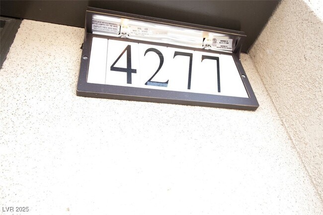 Foto del edificio - 4277 Solace St