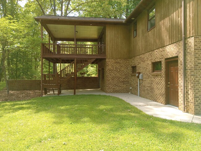 Back of House - 201 Neill Farm Rd