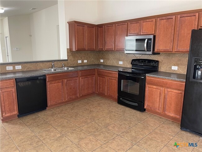 Building Photo - 2137 Conner Dr