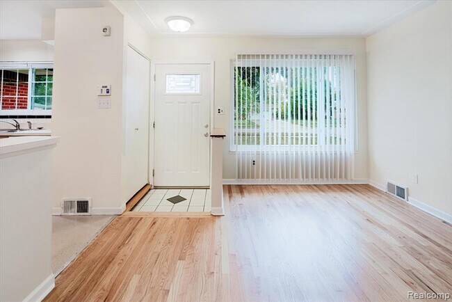 Foto del edificio - 11809 Meteor Dr