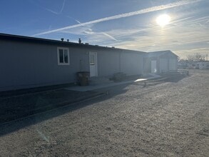 Building Photo - 1911 Sprig Ln