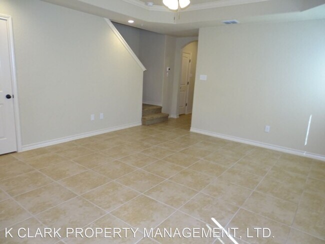 Foto del edificio - 3 br, 2.5 bath House - 6538 MARCEL WAY #104