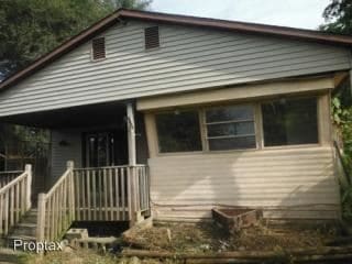 Primary Photo - 819 County Rd 26
