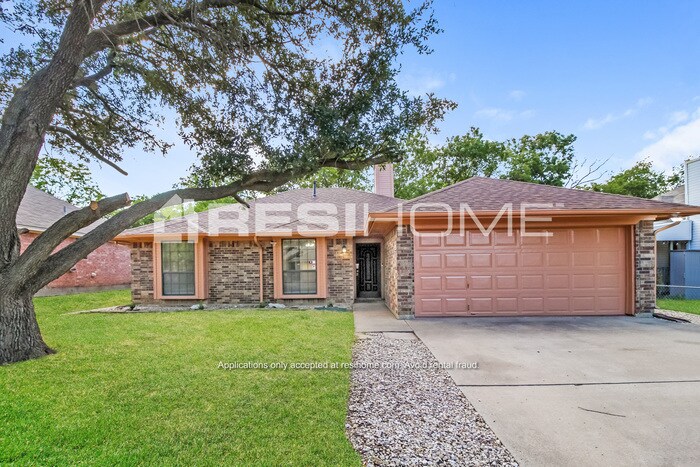 Primary Photo - 1113 Brittany Drive