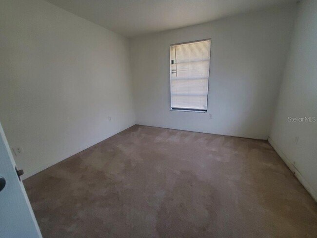 Foto del edificio - 18245 Bracken Cir