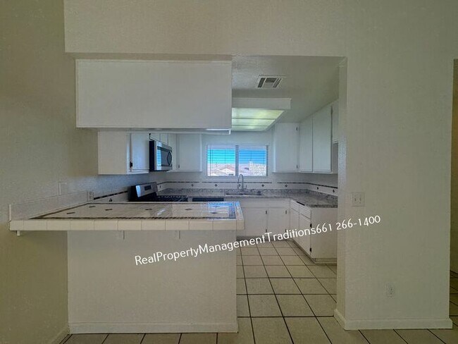 Foto del edificio - Charming 3 bed, 2 bath