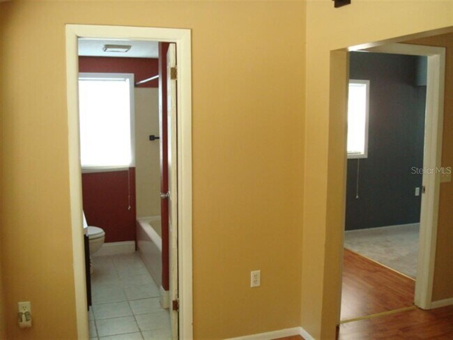 Foto del edificio - 1661 27th Ave N