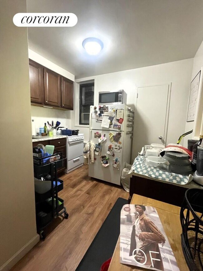 Foto del edificio - 147 E 82nd St
