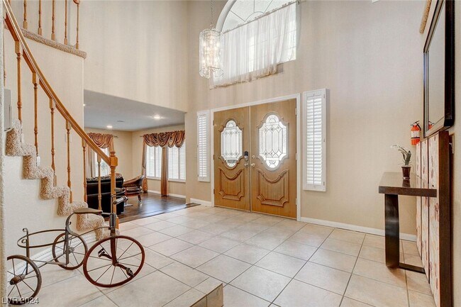 Building Photo - 9405 Mast Dr