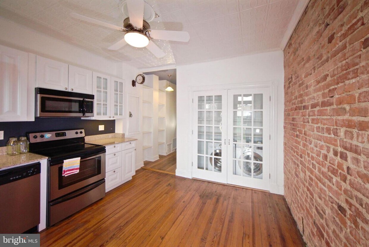 817 L St NE, Washington, DC 20002 Townhome Rentals in Washington DC