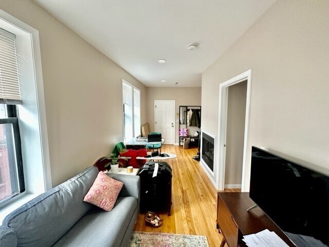 Foto del edificio - 2-4 Thacher St