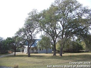 Foto del edificio - 301 Mountain View Trail